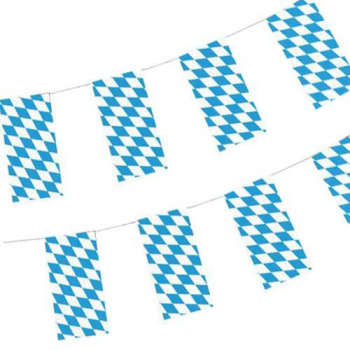 Flaggenkette aus Papier 10 m "Bayrisch Blau" schwer entflammbar
